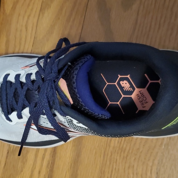 Womens Size 8.5 New Balance FreshFoam 680v7 Arctic Fox/Outer Space/Paradise Pink - Picture 5 of 6